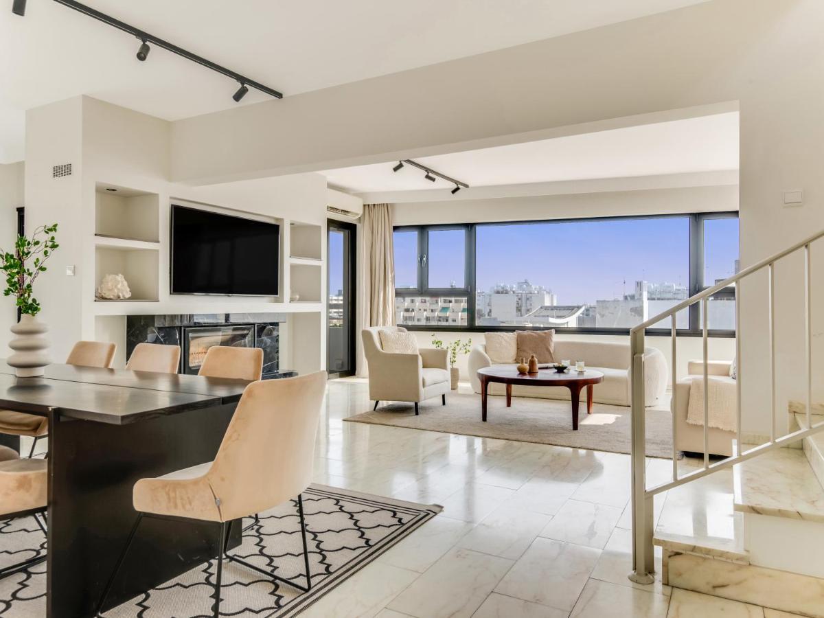 Sanders Coral Court Penthouse - Cute 3-Bedroom Apartment With Balcony Limassol Exteriör bild